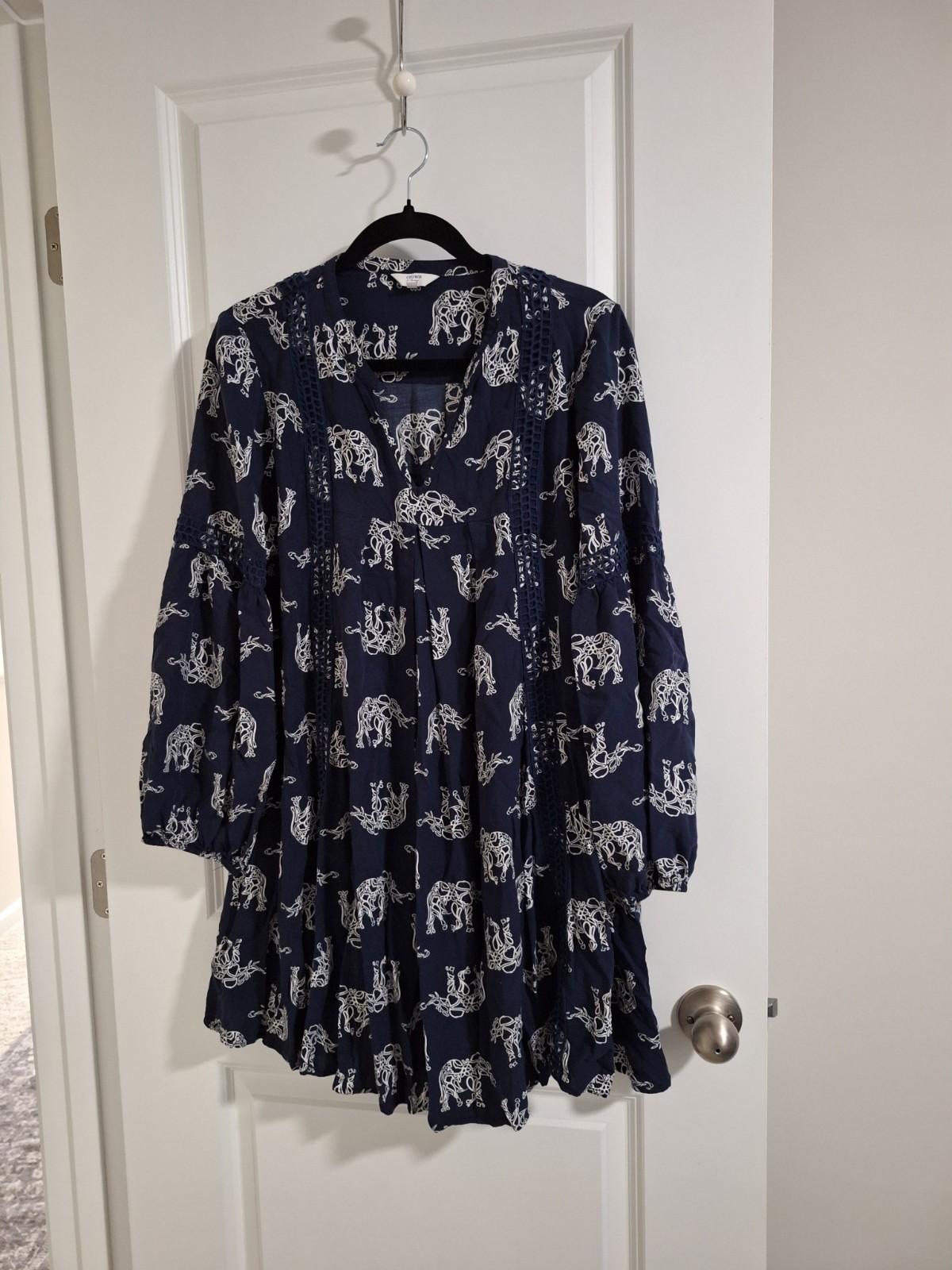 elephant pattern medium knee length long sleeve d… - image 1