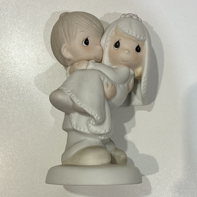 Jonathan & David Bless You Two E-9255 Porcelain Couple Figurine Signed 1982