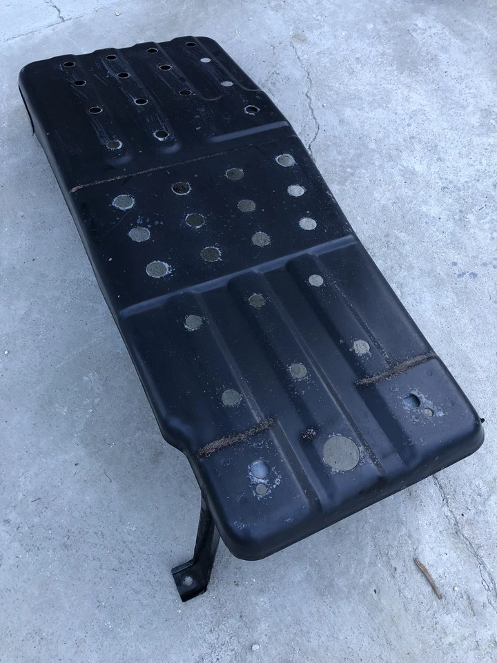 1996-2002 TOYOTA 4RUNNER Fuel Gas Tank Protector Skid Plate Shield Rock Guard OE - Image 3 of 4