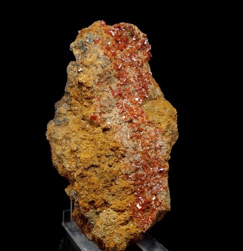 WULFENITE red crystals & big specimen !!! -- CHINA - Kuruktag Mountains /pk882 - Picture 4 of 14