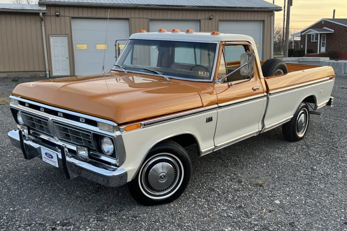1976 Ford F-150 Ranger XLT | 24x36 inch POSTER | vintage