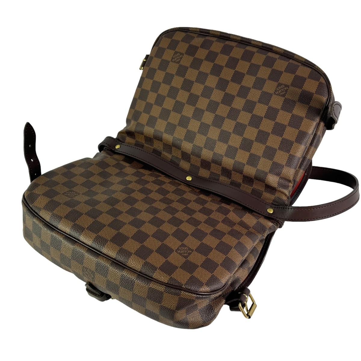 LOUIS VUITTON Brown Canvas Damier Ebene Saumur 30 Crossbody LOUIS VUITTON Brown Canvas Damier Ebene Saumur 30 Crossbody