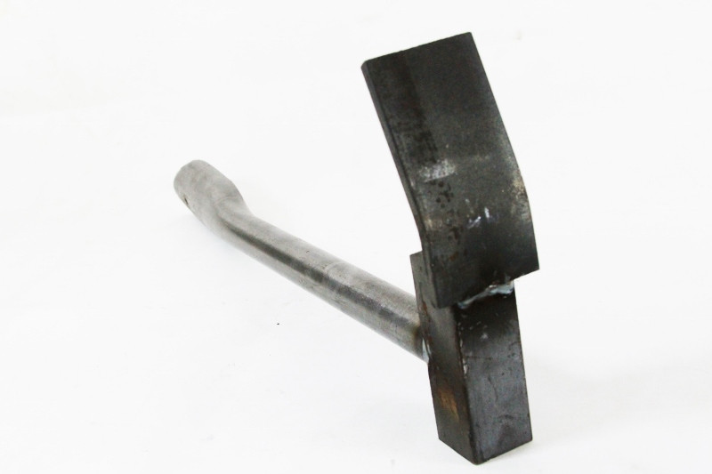 The Genuine Ground Hog 3 in 1 Digging Tool Hammer Trowel Hoe Trapping Tool