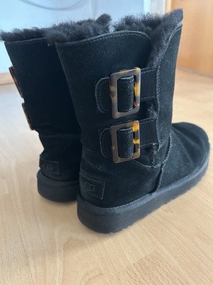 UGG Australia Stiefel Schwarz mit Schnallen Gr. 39
