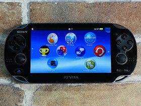 PS Vita PCH-1000 Crystal Black SONY Playstation Tested 8GB Charger Mine Craft P