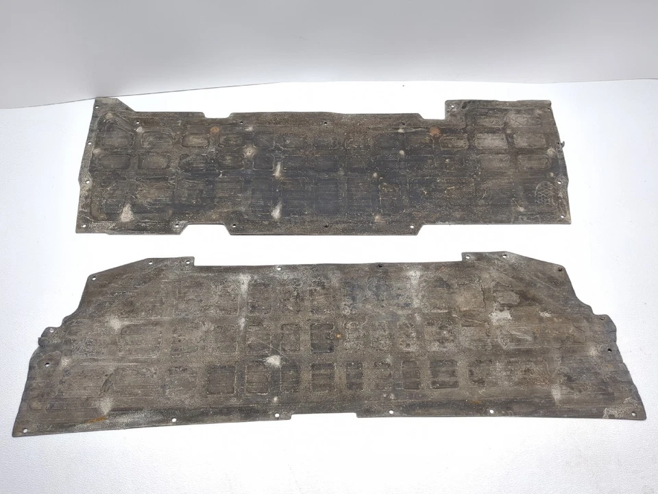 Tapetes de assoalho de borracha dianteiros e traseiros 16-25 Kubota RTV X1140 - Imagem 4 de 4