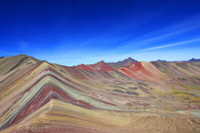 Wandbild: Das schöne farbige Rainbow Mountain Panorama in der Nähe von [...]