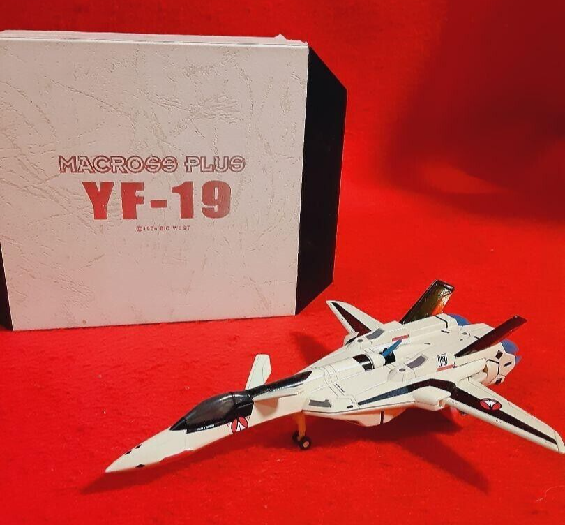 YF-19 ダイキャストモデル マクロスプラス　1/144 YF-19 ファイターモード 1/144 ダイキャストモデル - メルカリ