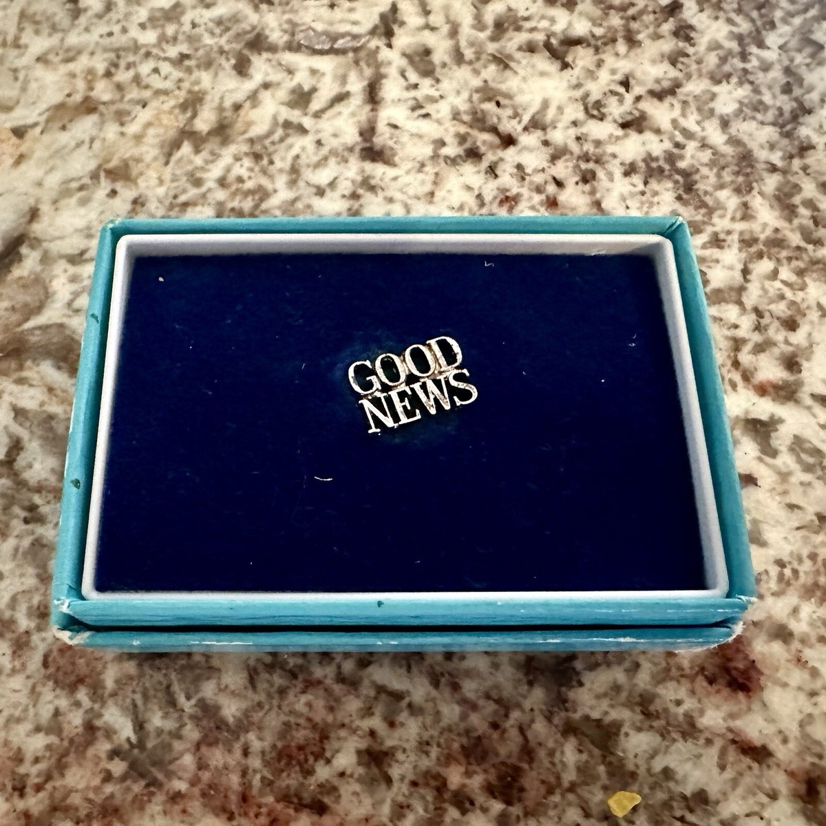 Tiffany co GOOD NEWS ピンヴィンテージ