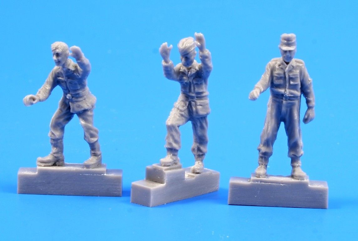 CMK 129-F72282 - 1:72 German A4/V2 Missile Launch Platform Personal, Ww II (3