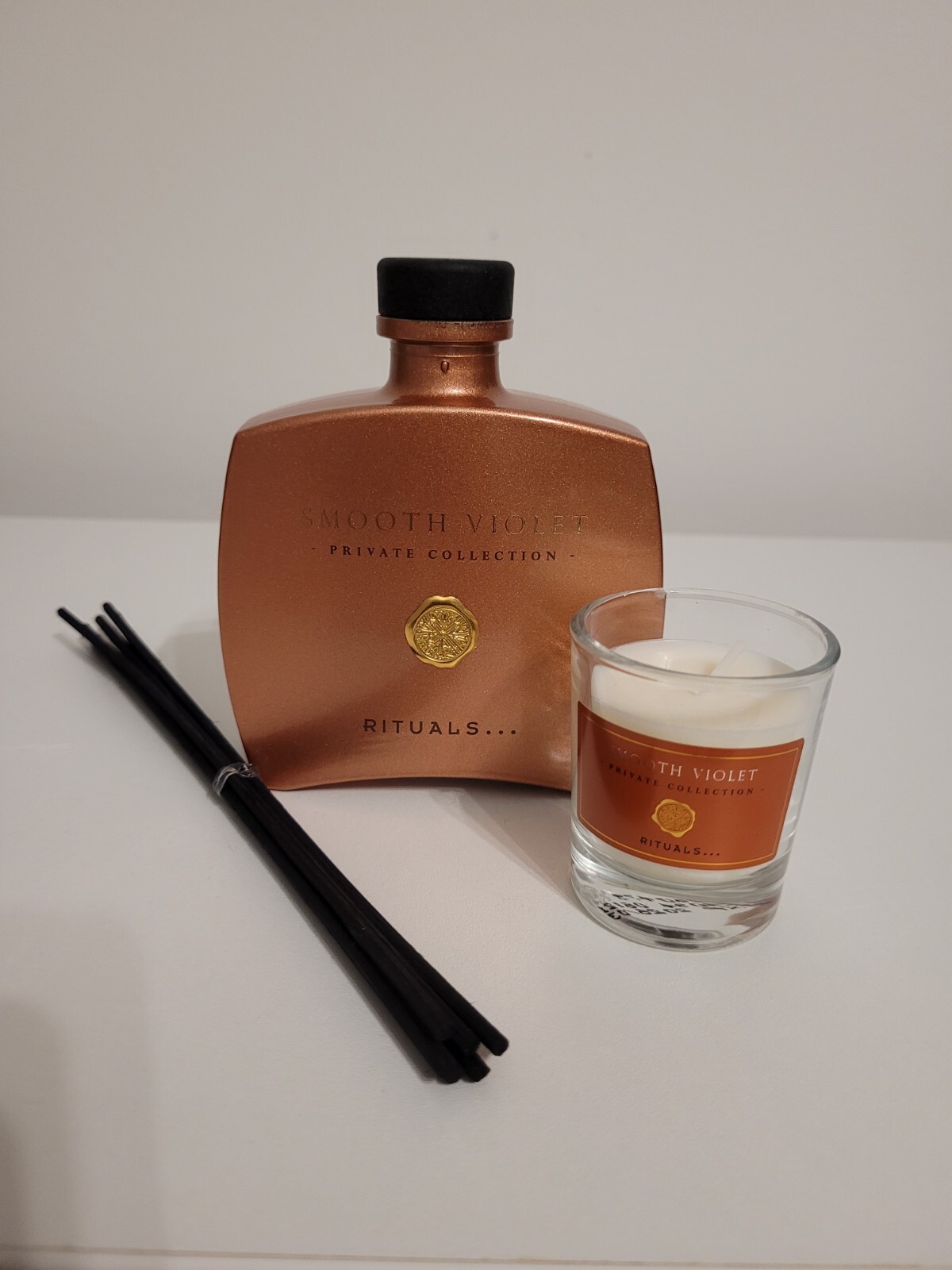 Rituals Private Collection Smooth Violet mit Duftstäbchen 450 ml