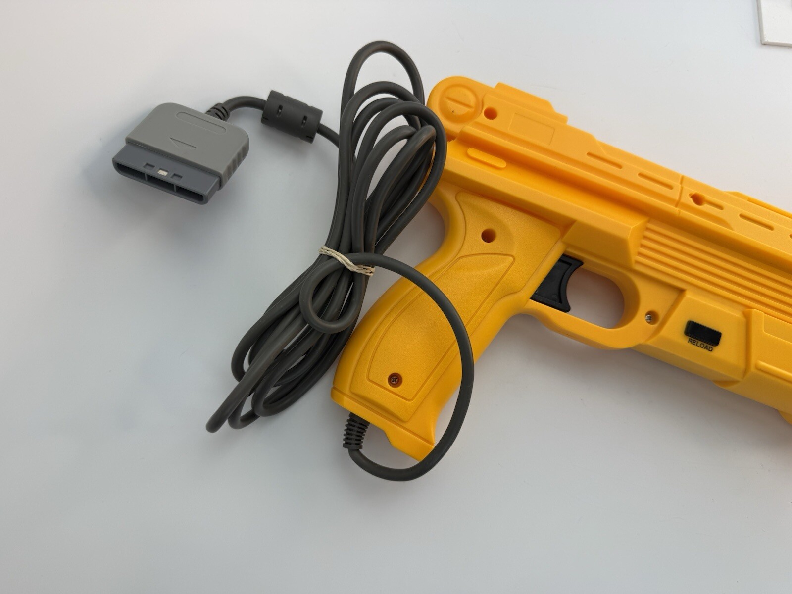 Nuby Pro Line The Heater Light Gun Sony Playstation 1 ps1 Tested Working Yellow