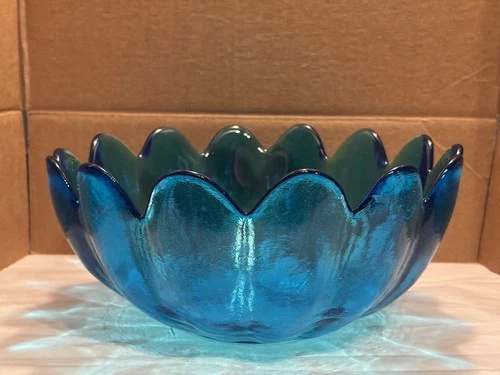 Vintage Blenko Glass Blue Salad Fruit Centerpiece Petal Lotus Bowl 10” Textured