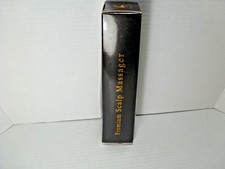 USAGA 32 Fingers Head Scalp Massager with Wood Handle Stress Relief Tool NIB