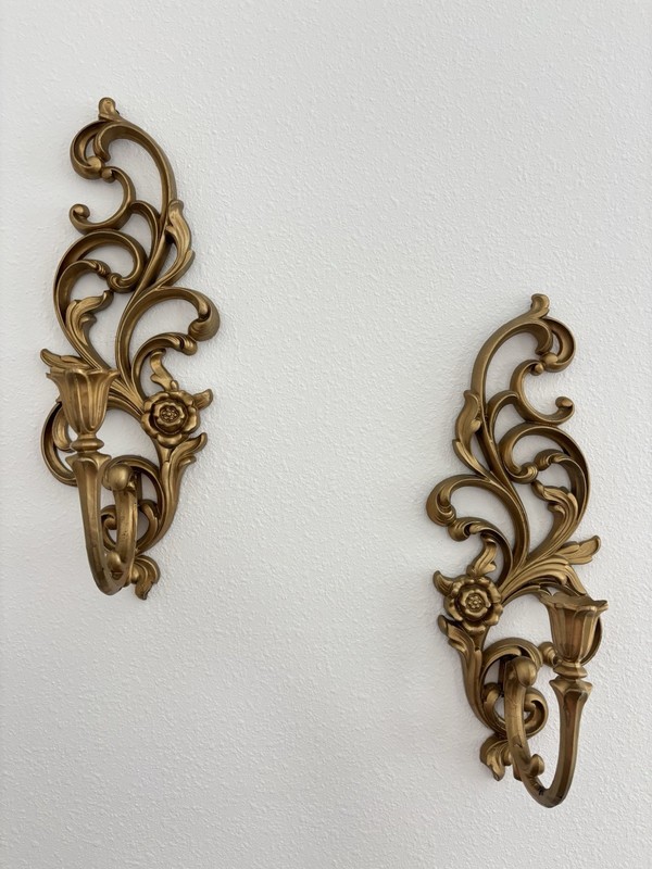 VTG Hollywood Regency Syroco Gold Scrolled Floral Candle Holder Sconces 4531 L&R