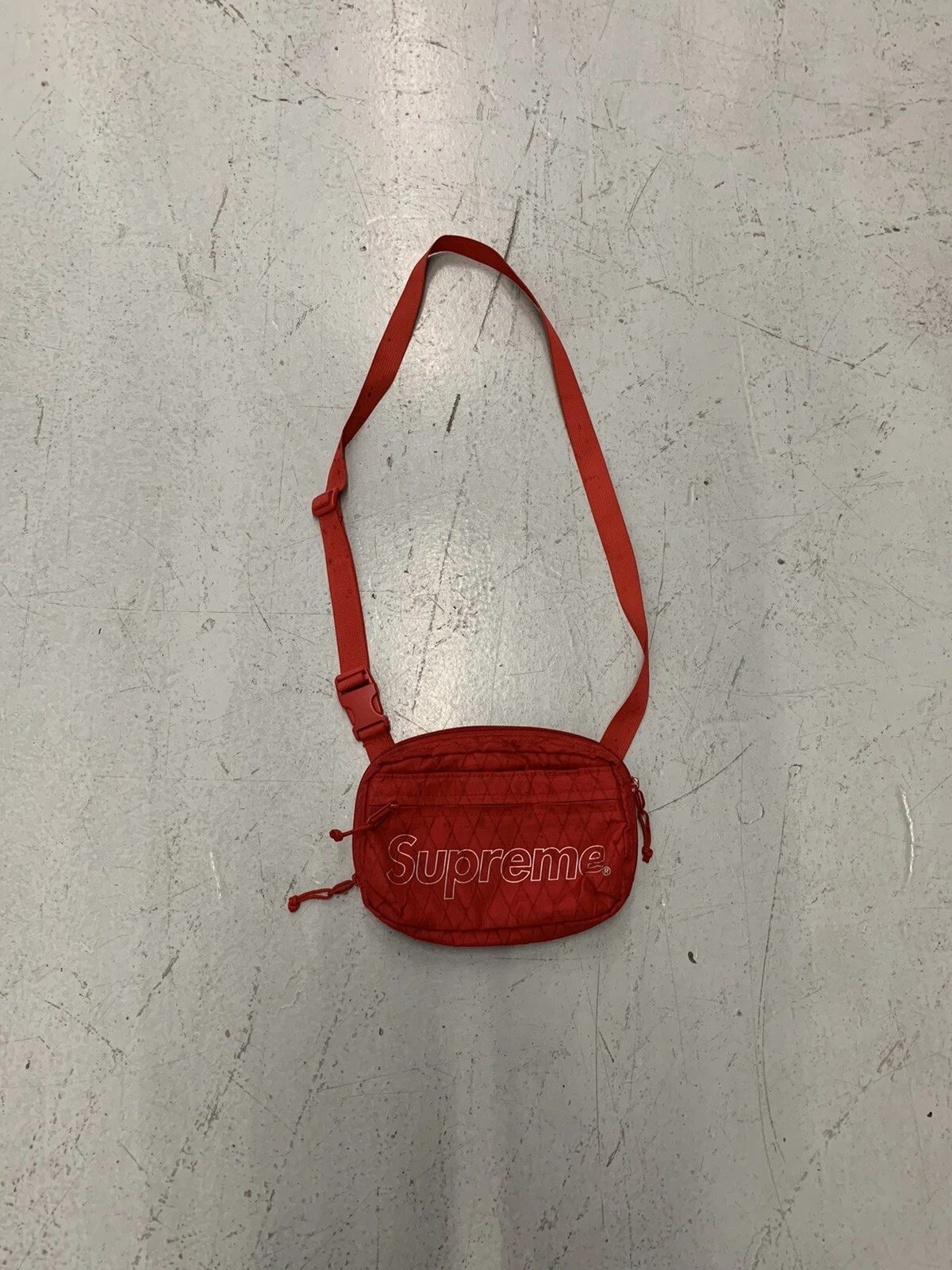 Sac bandoulière Supreme Sac Épaule Rouge FW18 Dimension Polyant Sac Sac Élingue Pack