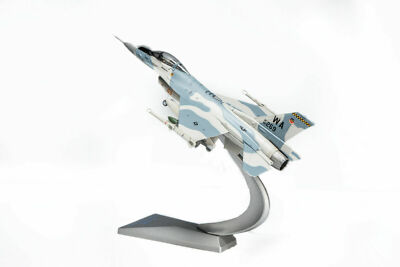 Air Force 1 Models 1:72 Lockheed Martin F-16C Block 32 USAF Nellis AFB ''Fulcrum''