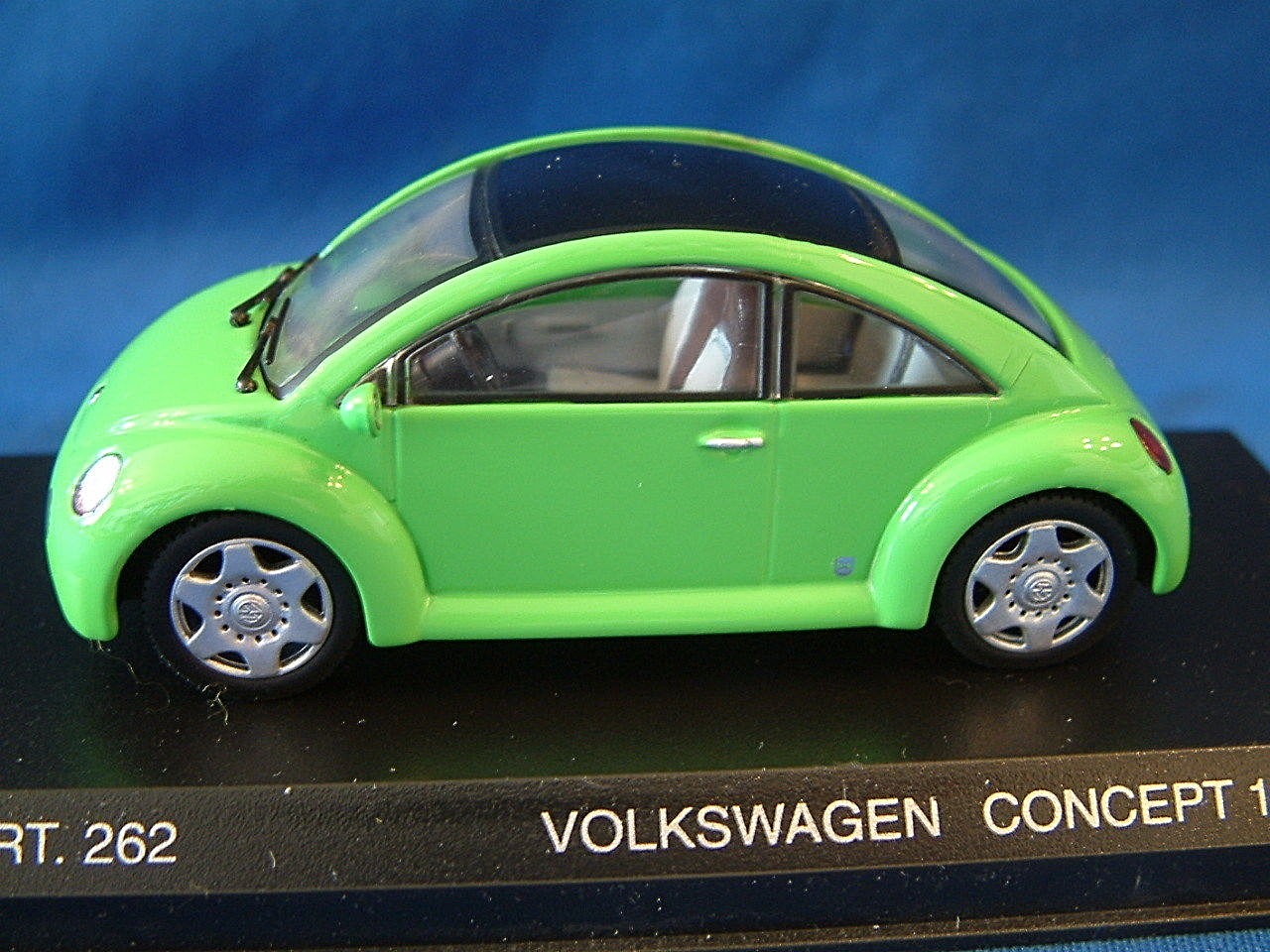 DETAIL CARS ART 262 - 1994 VOLKSWAGEN CONCEPT 1 BEETLE - GREEN -