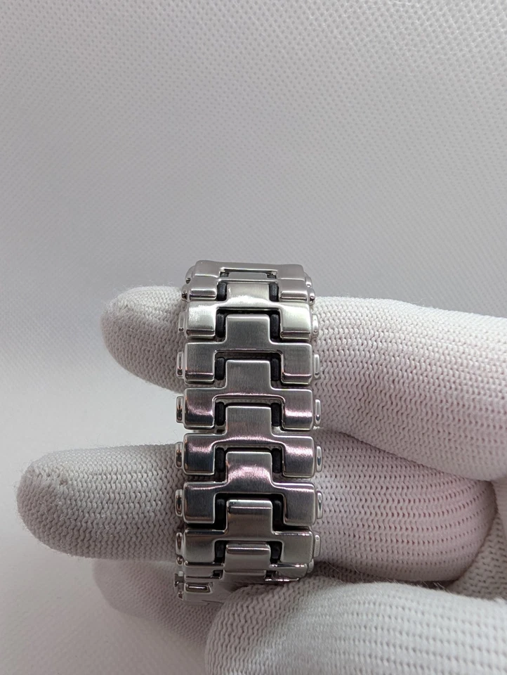 Mint Oakley Crankcase small watch mm hollowpoint gmt minute machine judge  - Image 4 of 4