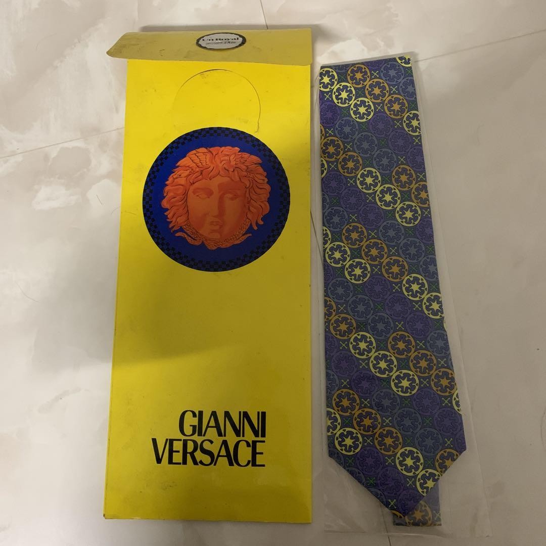 GIANNI VERSACE Rare tie Multicolor, allover pattern silk from japan M3509