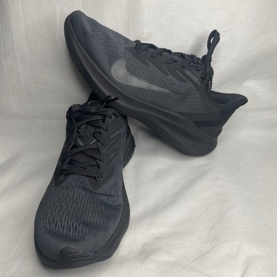 Nike Air Zoom Winflo 7 Shoes Men Size US 8.5 Triple Black Anthracite CJ0291-001