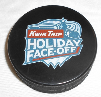 Official Kwik Trip Holiday Face Off Hockey Puck Wisconsin Badgers Rubena