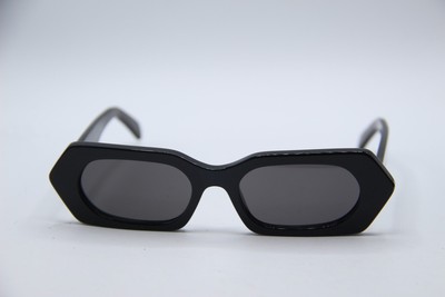 NEW CELINE PARIS CL402431 01A BLACK AUTHENTIC DESIGNER  display picture 1