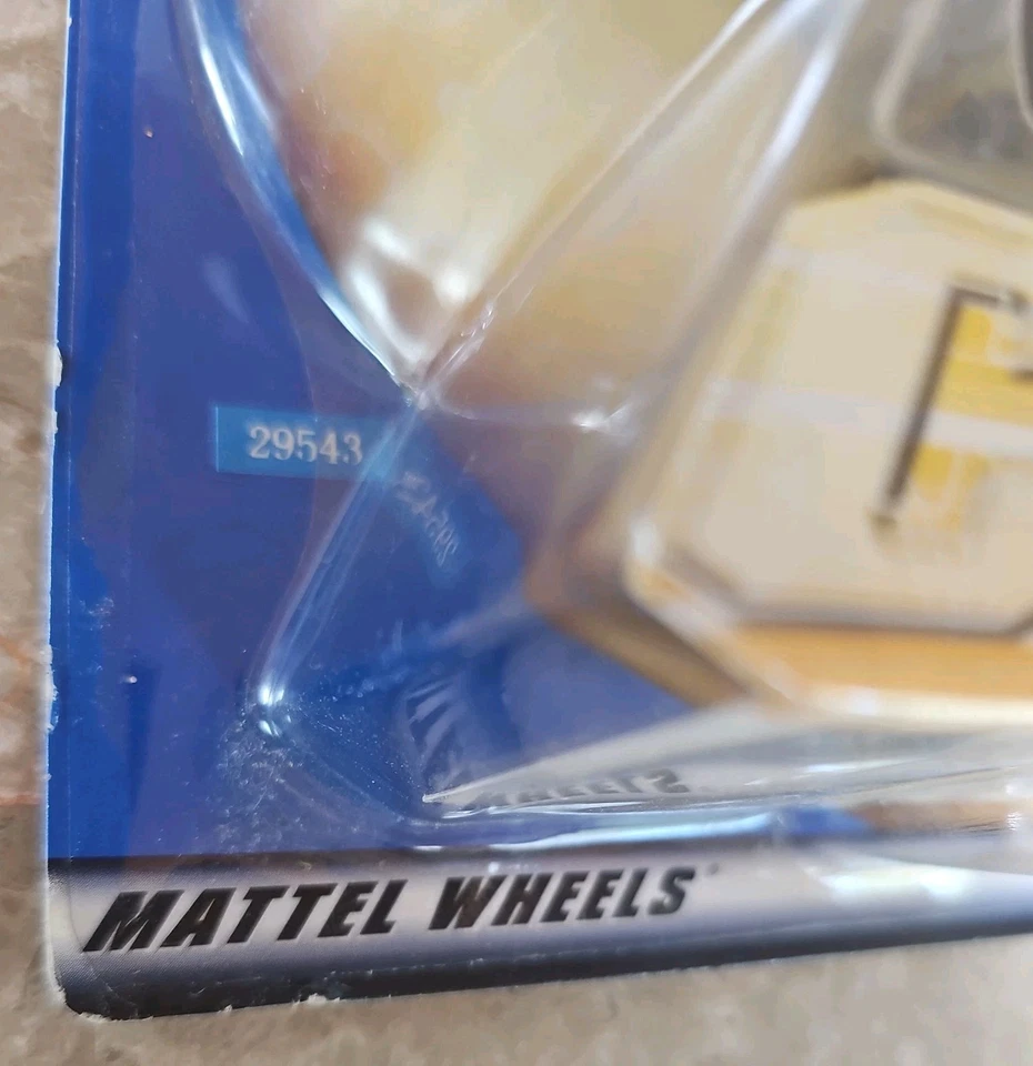 Hot Wheels Moto Sebastien Tortelli Honda CR250 Dirt Bike Toy Motocross 2000 Core - Image 3 of 4