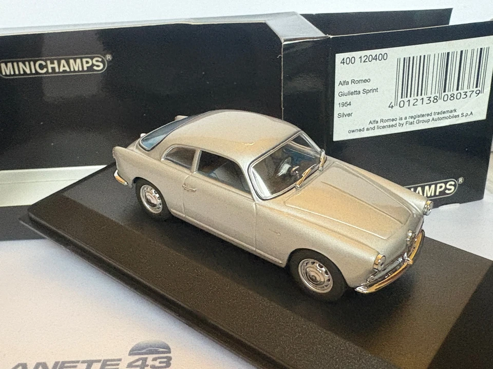 MINICHAMPS 400120400 ALFA ROMEO GIULIETTA SPRINT 1964 SILVER 1/43 - Photo 2/4