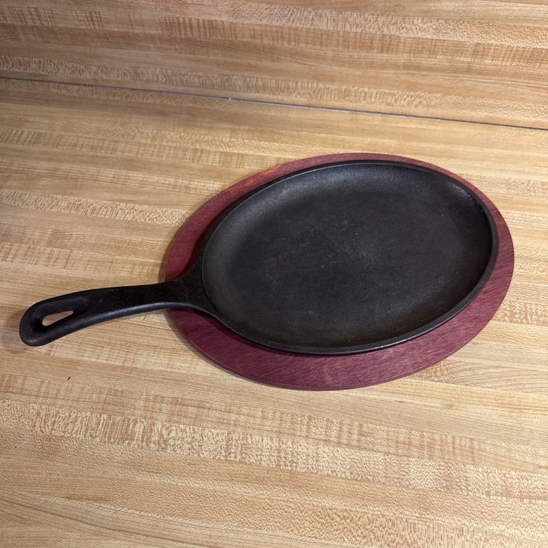 LODGE Cast Iron OS Seasoned Fajita Pan & Wood Base, Skillet LFSR3, Made In USA