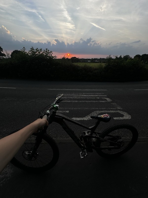 Trek slash 7 2023 large frame