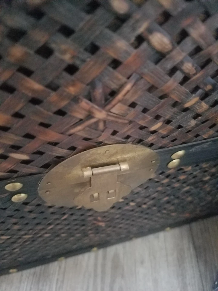 Set Of 2 Vintage Bombay Wicker/Rattan Brass Studded Storage Cases/Nesting - Image 4 of 4