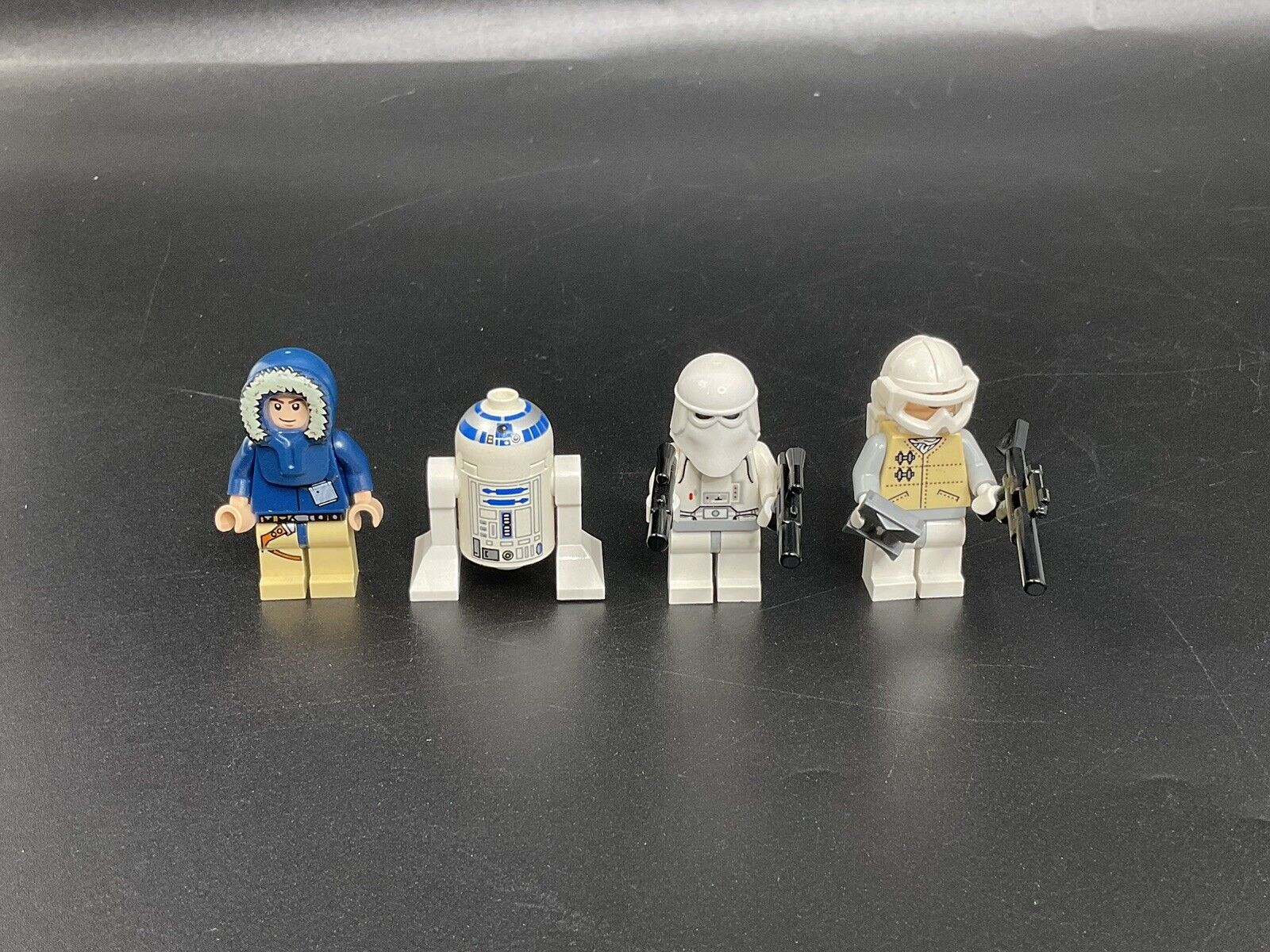 Lego Star Wars Minifigure Lot Of 4 ( Han Solo , Trooper , R2D2 , Hoth Rebel )