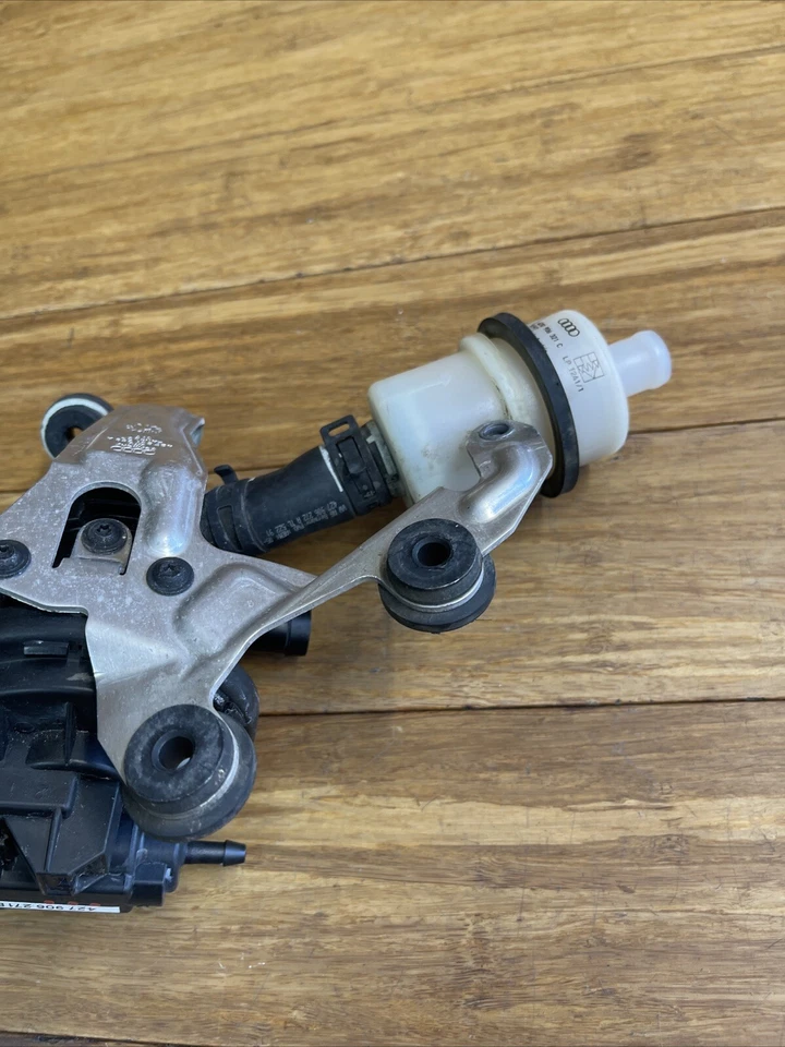 Bomba de inyección de aire secundaria Audi R8 Spyder 2008-2015 fabricante de equipos originales 34 k millas Foto 4 de 4