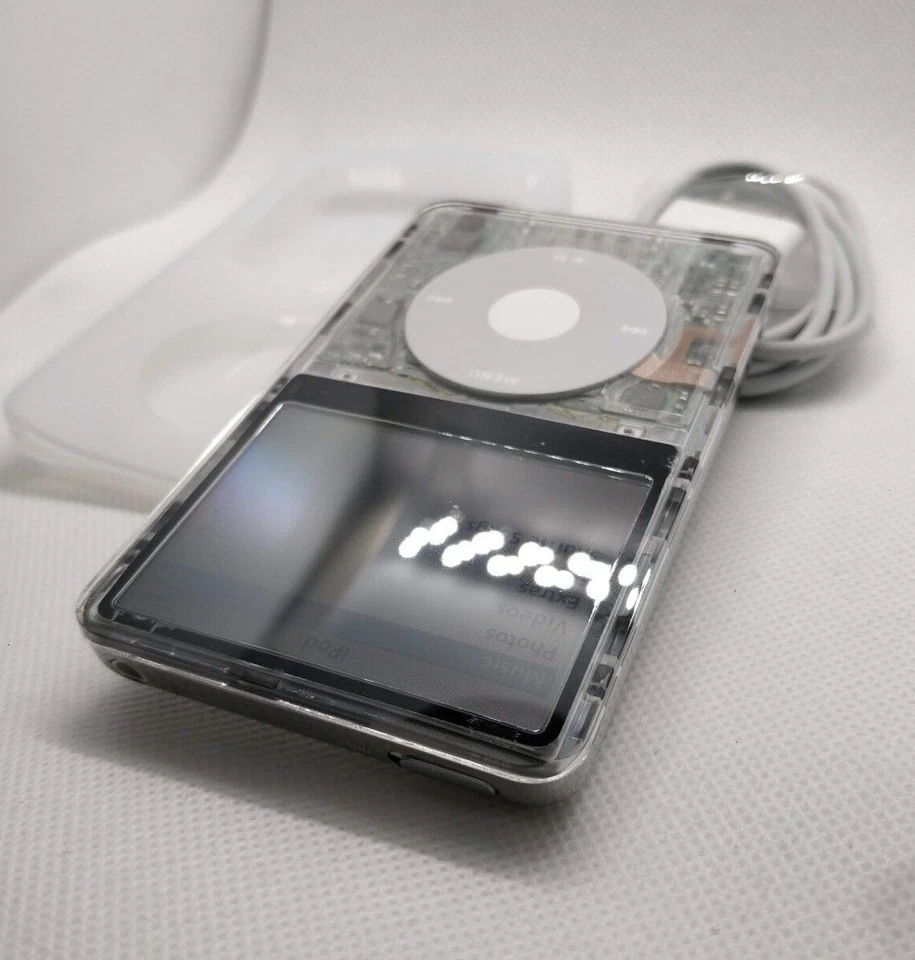 Apple iPod Classic - 5th gen, clear+white (refurb, 3000mah battery, Wolfson DAC) - Image 3 of 4