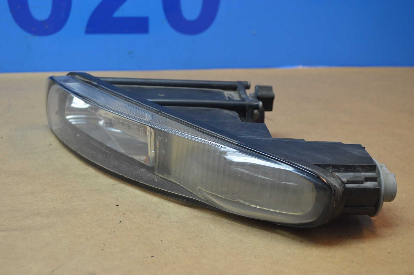 2004 M138 MASERATI M128 GT COUPE  DRIVER SIDE FOG LIGHT LAMP ASSEMBLY 41911748