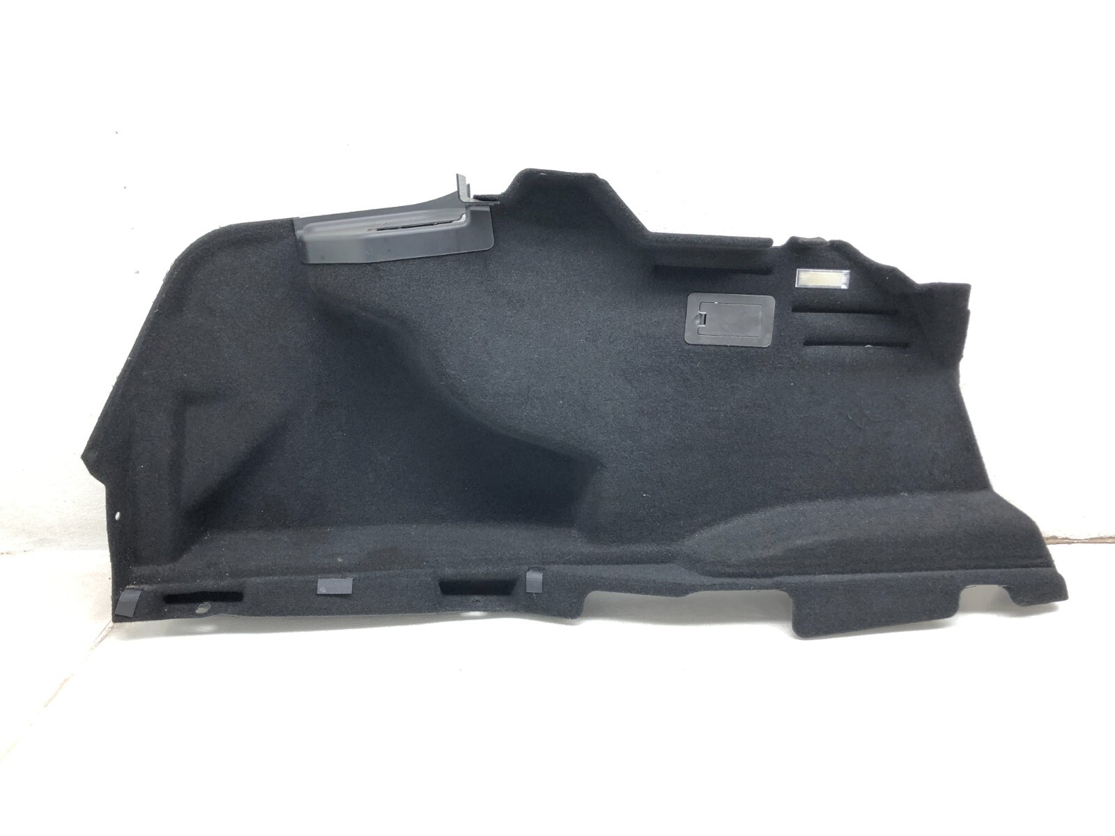 2014-2020 MASERATI QUATTROPORTE LEFT DRIVER REAR TRUNK QUARTER SIDE PANEL TRIM