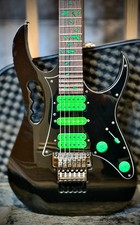 Splendido primo vintage Ibanez Jem 1991-93 777VBK (nero vite) + custodia rigida + trem