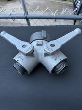2-1/2" x 1-1/2 Wye Aluminium neu nie benutzt Metallgriffe
