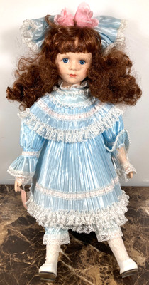 Seymour Mann Porcelain Doll  Betsy  18'' Vintage Connoisseur Collection Blue Dres