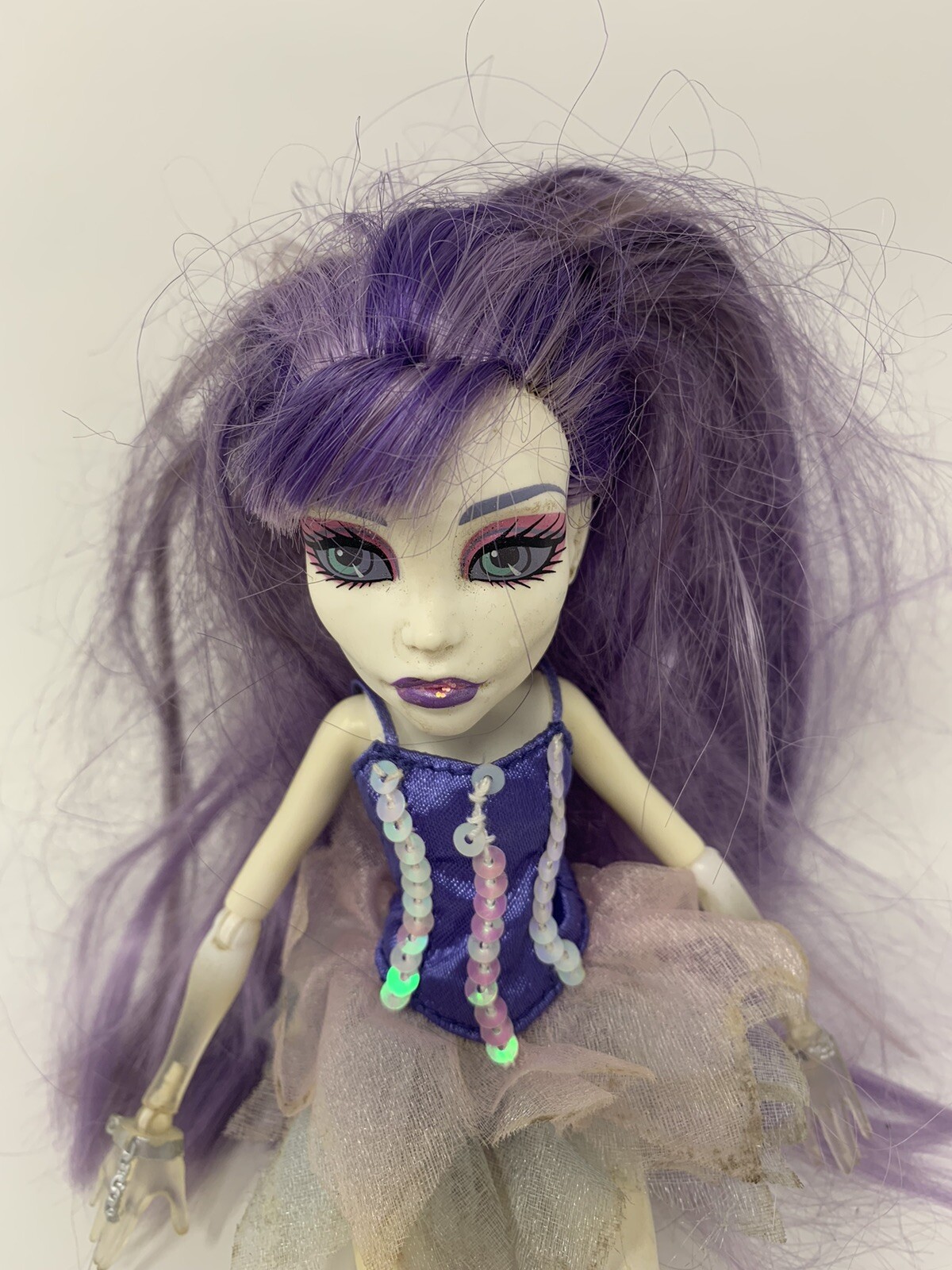 Monster High Dot Dead Gorgeous Spectra Vondergeist 11" Doll Mattel 2010