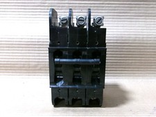 HEINEMANN CF3-Z32-8 3 POLE 22 AMP BLACK FACE 240V CIRCUIT BREAKER