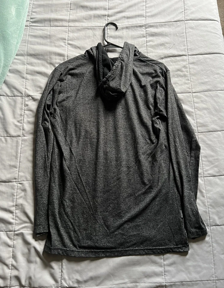 Sudadera con capucha RBX Lounge Wear Foto 3 de 3