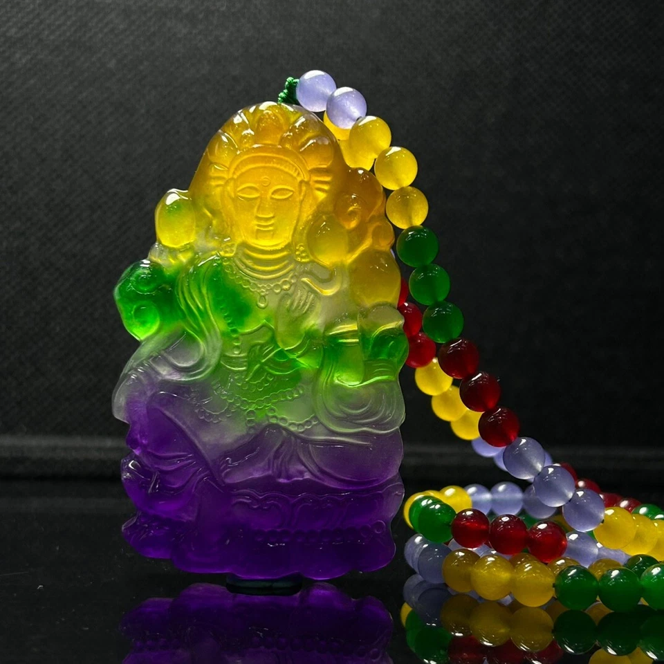  Colgante y collares de Buda tallado en jadeíta multicolor natural 大势至菩萨 Foto 3 de 4