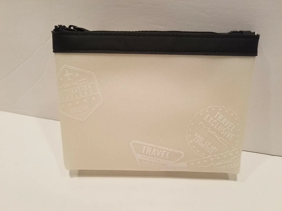 Mac ~ TRAVEL Zipper Bag ~ Very Cute ~ NWOT - Image 2 of 3