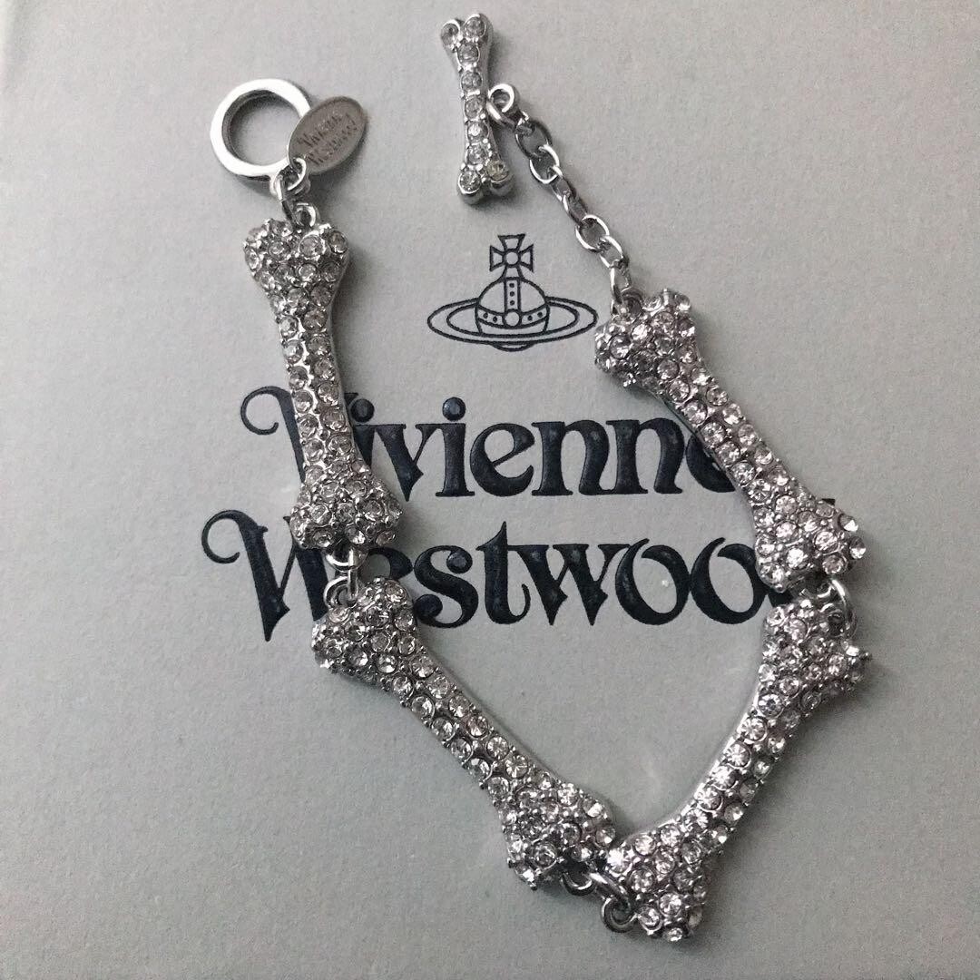 VIVIENNE WESTWOOD ボーンデザイン　シルバーブレスレット Vivienne Westwood Bone Shaped Bracelet Silver No Box From