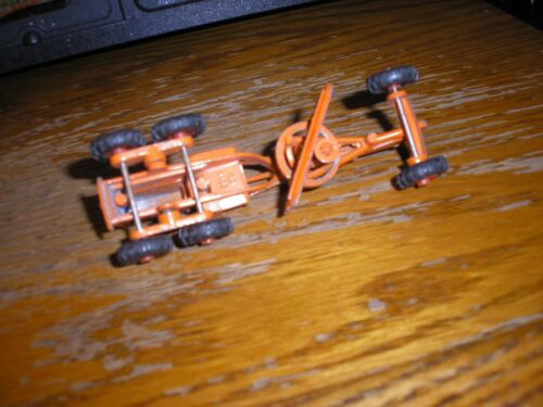 Vintage 3 7/8” long Zelmax Cat Caterpillar No 8102 Orange Road Grader Free SHIP - Picture 6 of 6