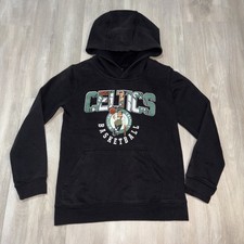 NBA Youth Small Black Hooded Boston Celtics Basketball Sweatshirt