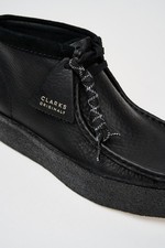 Men's Clarks Original - Wallabeecup BT- Black Leather - Sz 10.5- Clean