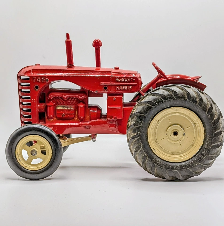 MATCHBOX LESNEY Massey Harris Tractor Early Model original vintage diecast toy - Image 2 of 4